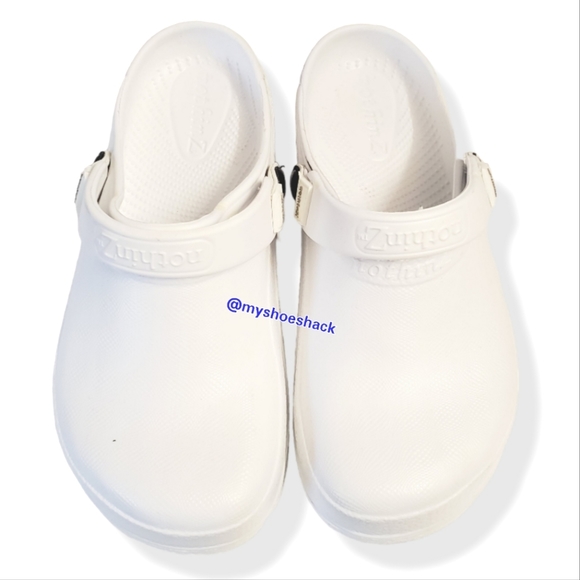 #236 New Nothinz Women's White Clogs Sandals Water Shoes Size 7 7L Closed Toe - Picture 2 of 7